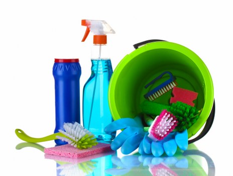 Professional house cleaning service for a BR1 home kitchen and living space